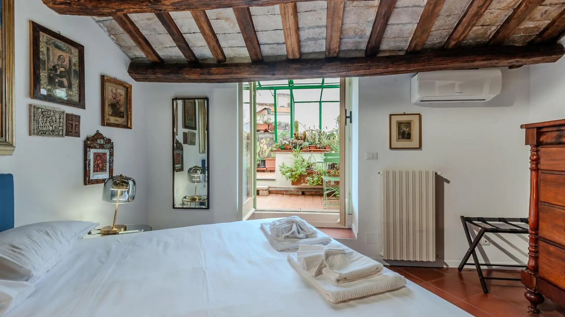 דירות רומא Elegantis Dimora Dell'Architetto In Campo De' Fiori With Private Terrace 0*,